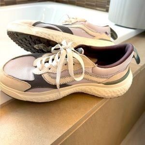 Vans Ultra Range Sneakers